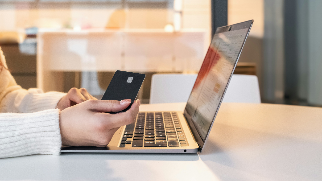 Website Nggak Penting Kalau Jualan Offline? Masih Yakin?